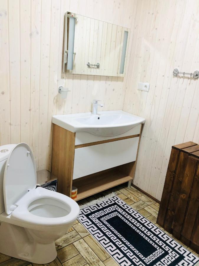 У Віти Котедж4 Synevyrsʼka Polyana Εξωτερικό φωτογραφία